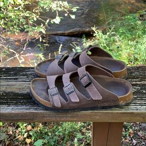 Brown 3 strap Birkenstocks Women 38 8